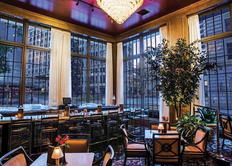 Olivers, Mayflower Park Hotel