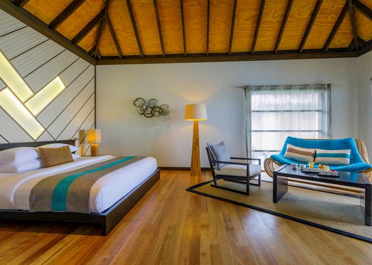 Water bungalow with pool, Niva Velassaru Maldives