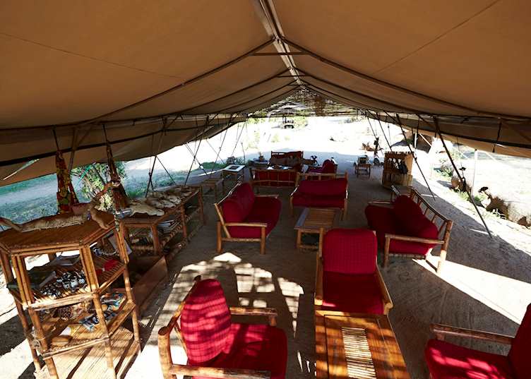 Lounge at Mdonya Old River Camp