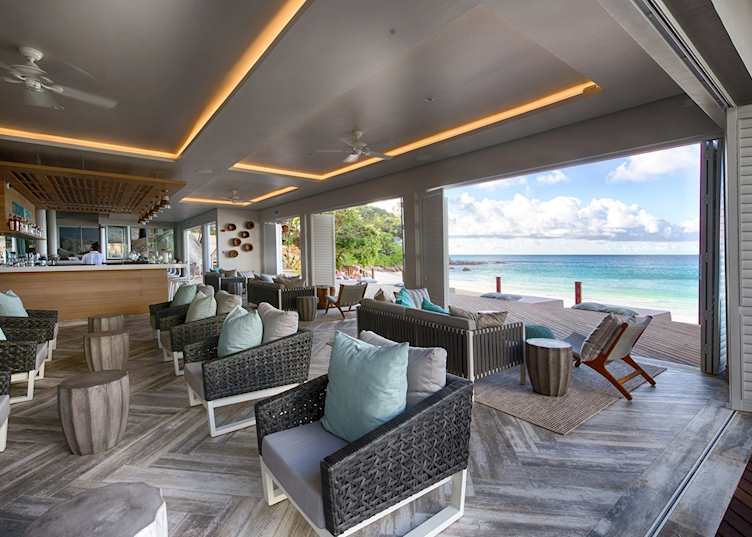 Beach bar, Carana Beach Hotel, Mahé