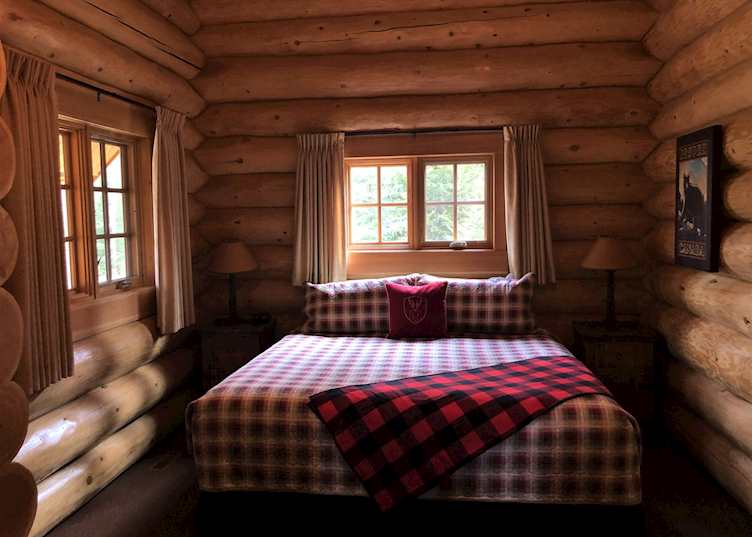 Alpine Village Cabin Resort, Jasper