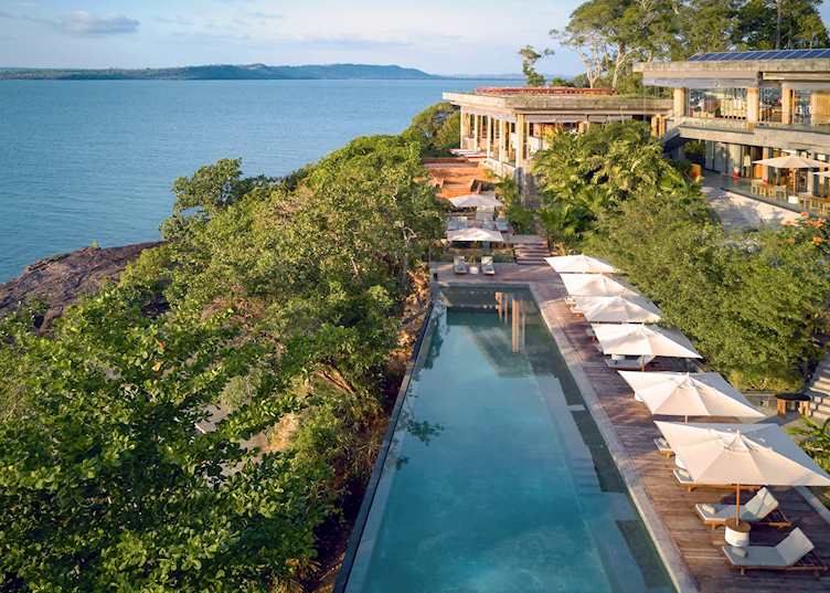 Six Senses main pool