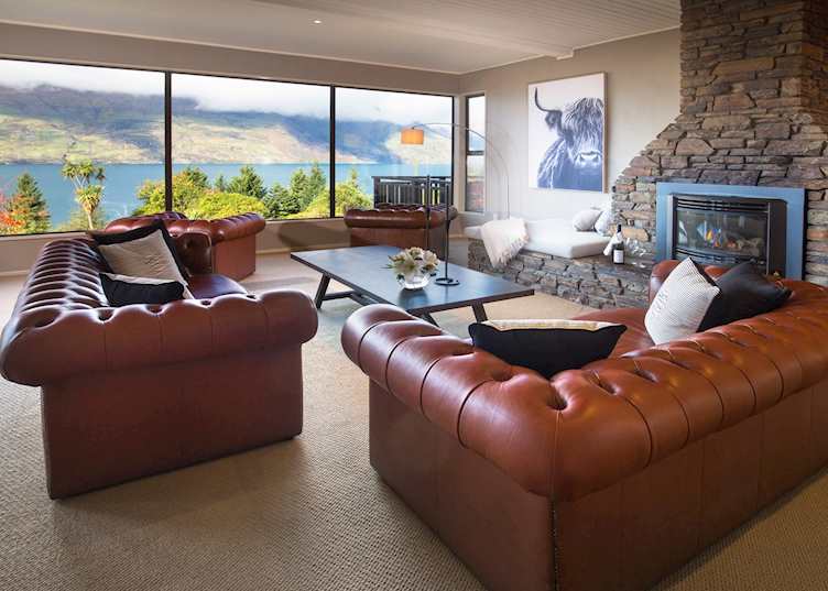 Hidden Lodge Lounge