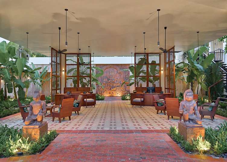 FCC Angkor lobby