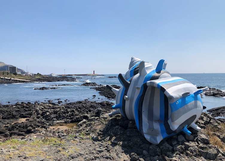 Udo shell sculpture