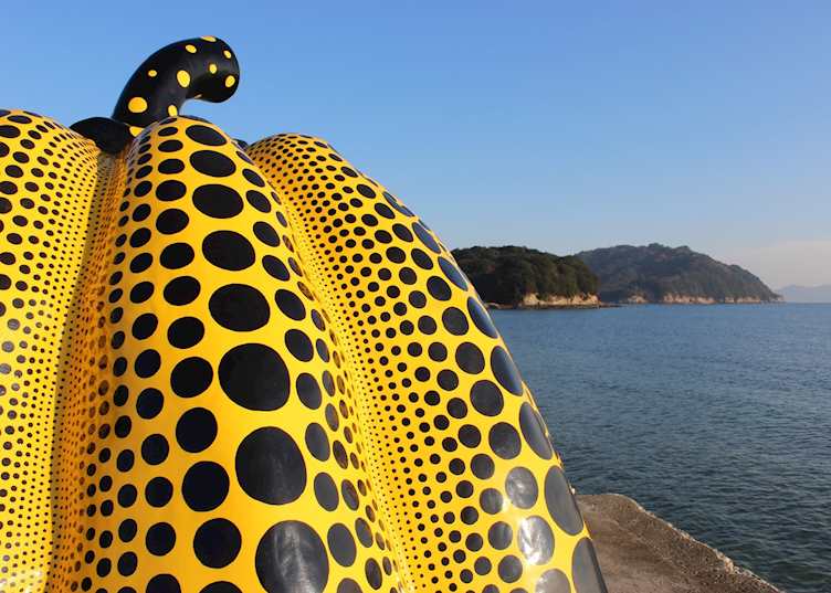 Naoshima yellow pumpkin