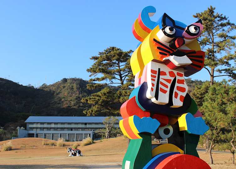 Naoshima art