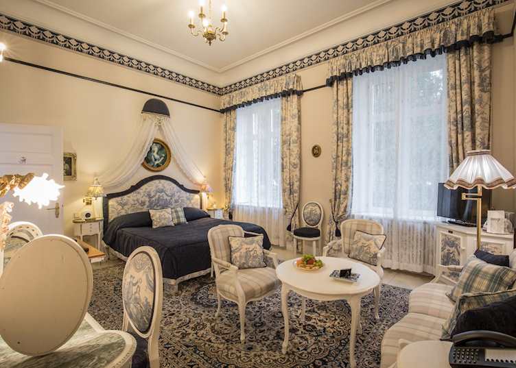 Belle Epoque, Marie Antoinette room