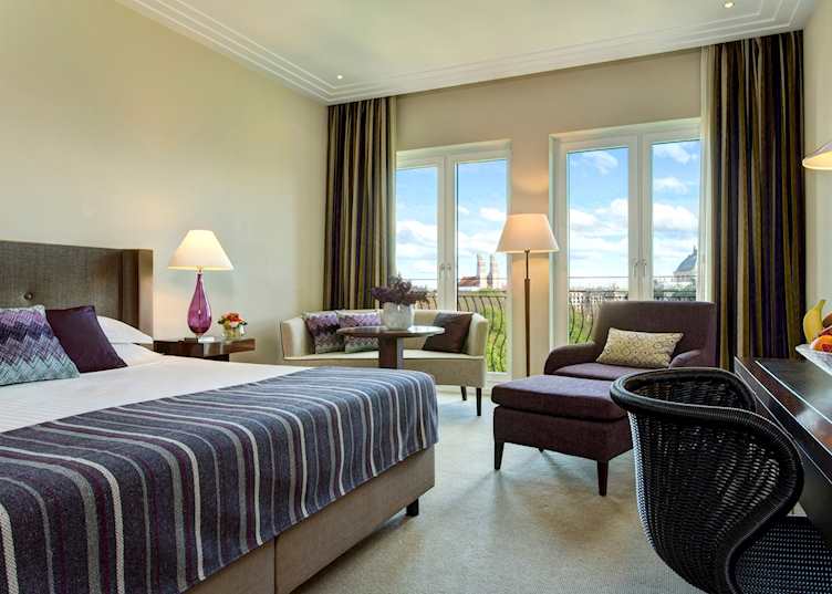 The Charles Hotel, Deluxe room 