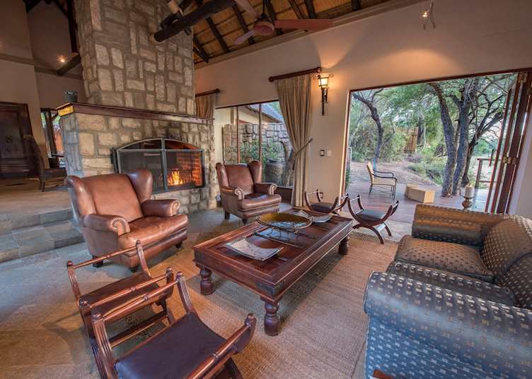 Presidential suite, Shumbalala Game Lodge, Thornybush Private Game Reserve