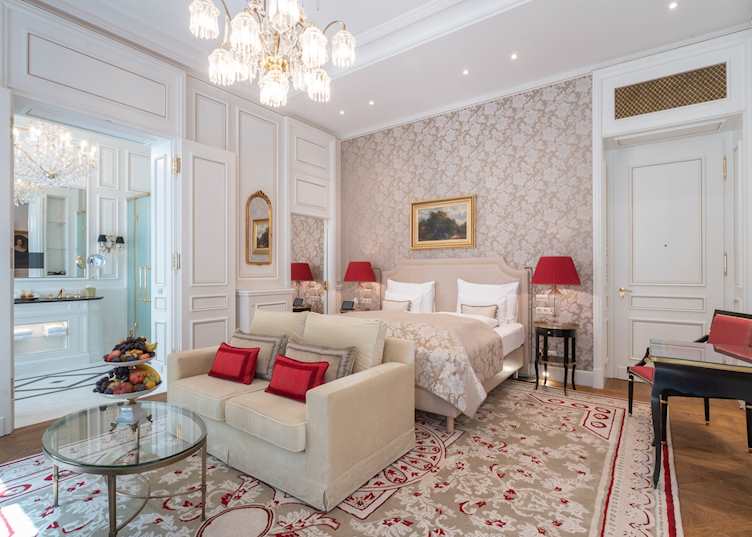 Madame Butterfly Suite, Hotel Sacher