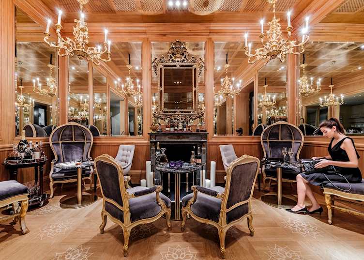 Champagne bar, Hotel Sans Souci