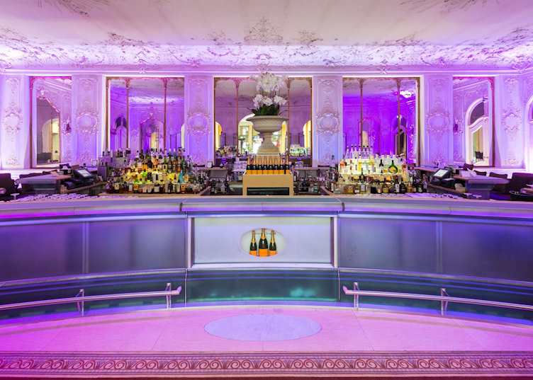 Bayerischer Hof, Falk Bar