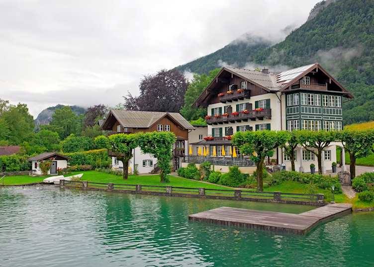 Local homes on Lake Wolfgang