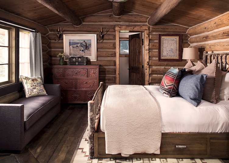 Chipmunk Cabin