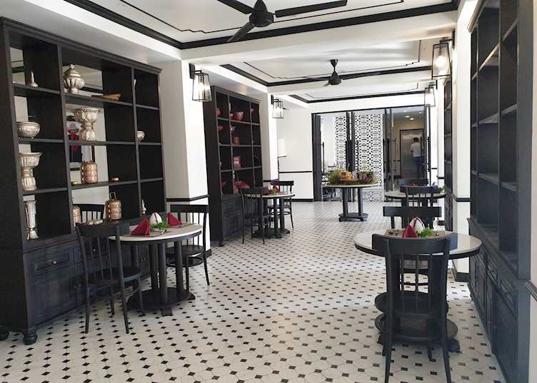 Mora Boutique restaurant