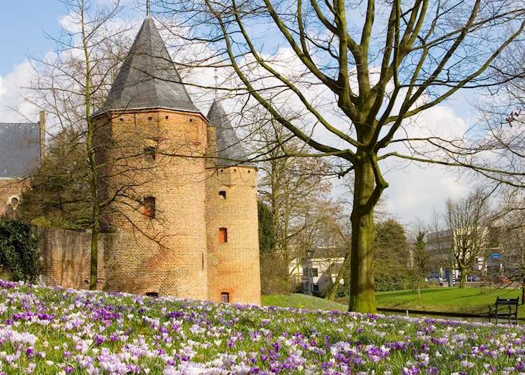 A spring scene of Monnikendam, Amersfoort 