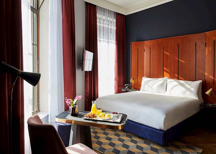 Superior room