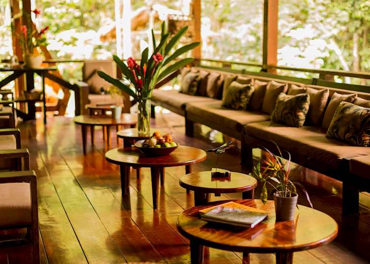 The lobby at Refugio Amazonas