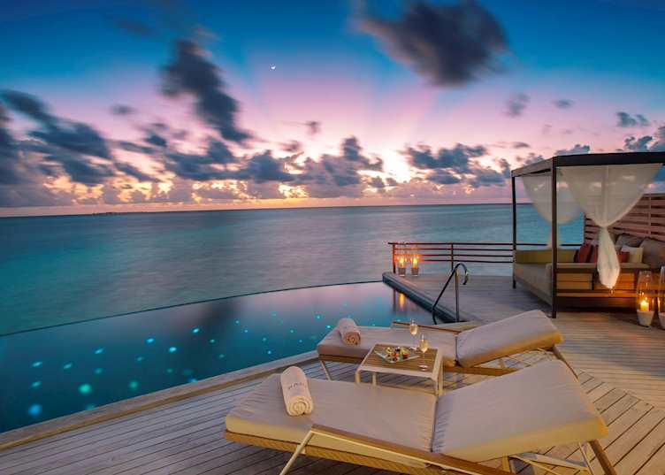 Baros Maldives, Maldive Island