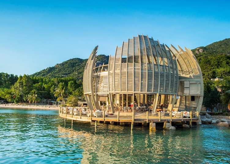 Sen Restaurant, An Lam Retreats Ninh Van Bay