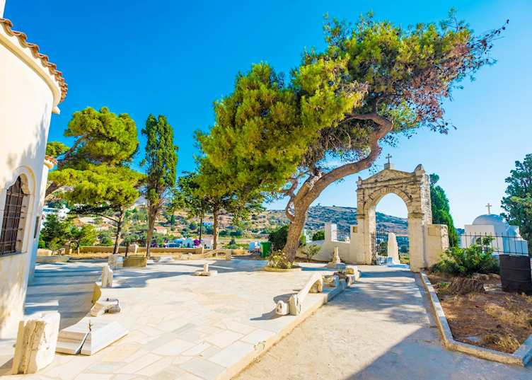 Lefkes, Paros