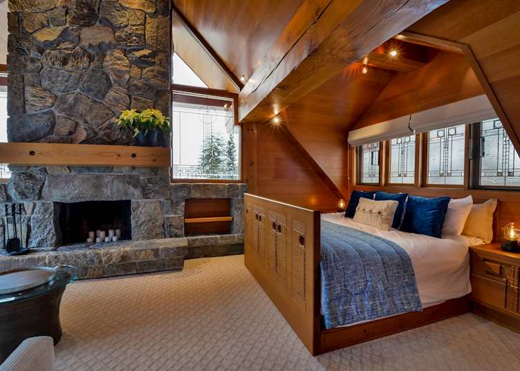 Master suite