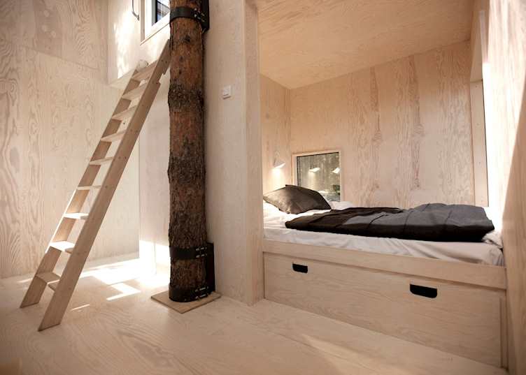 Mirrorcube interior, Treehotel
