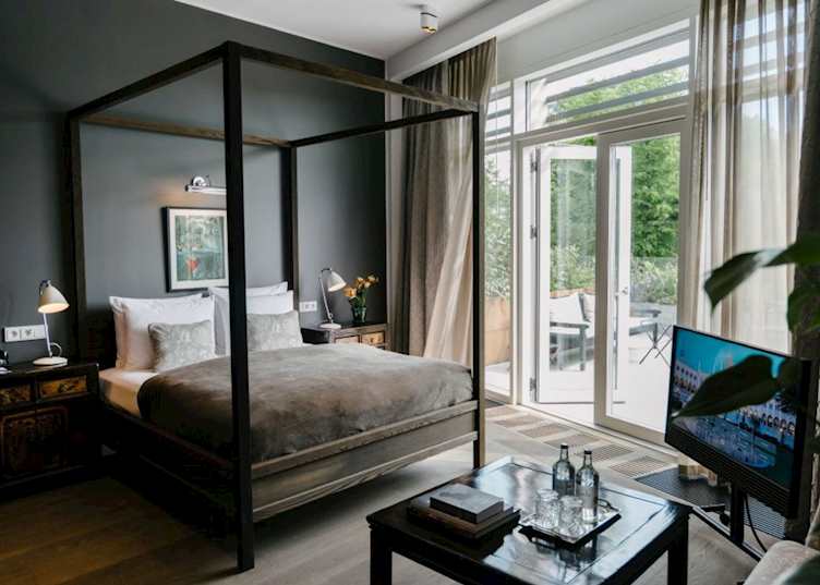 Nimb Hotel room