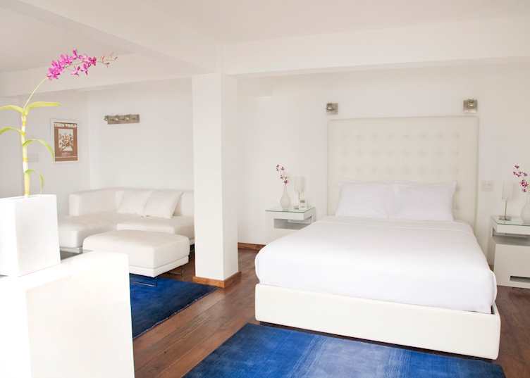 Room interior, Geejam