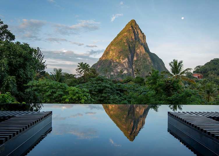 Infinity pool