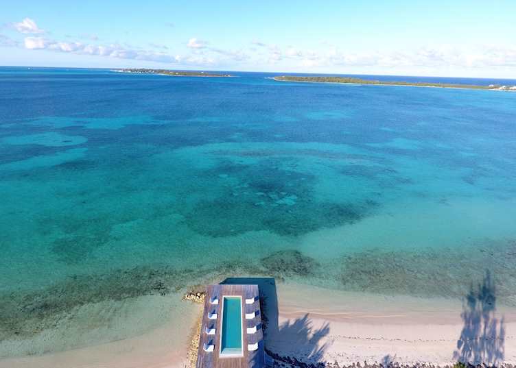 Aerial view over the pool 