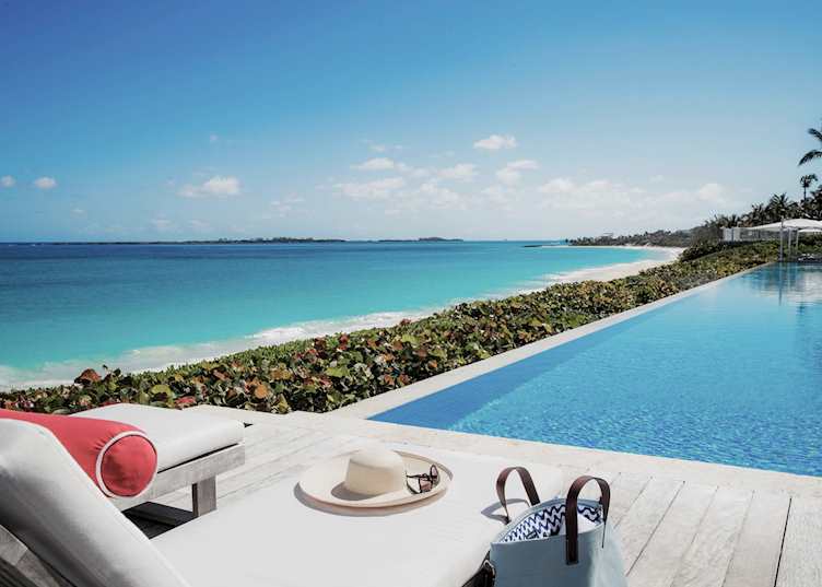 Oceanfront pool