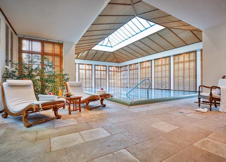 Qiara spa pool