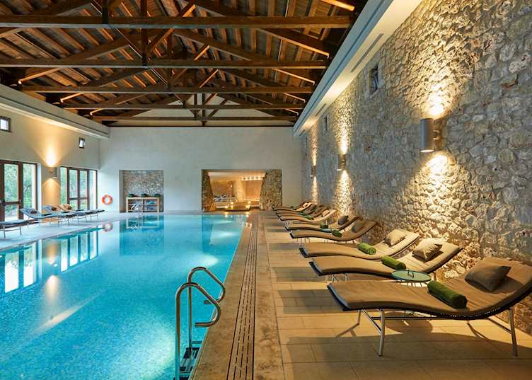 Romanos Health Club, The Romanos