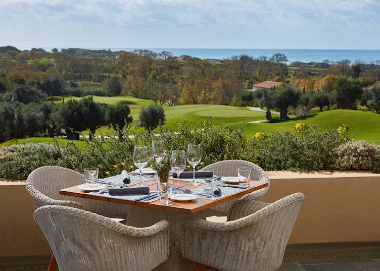 Flame Restaurant, The Romanos