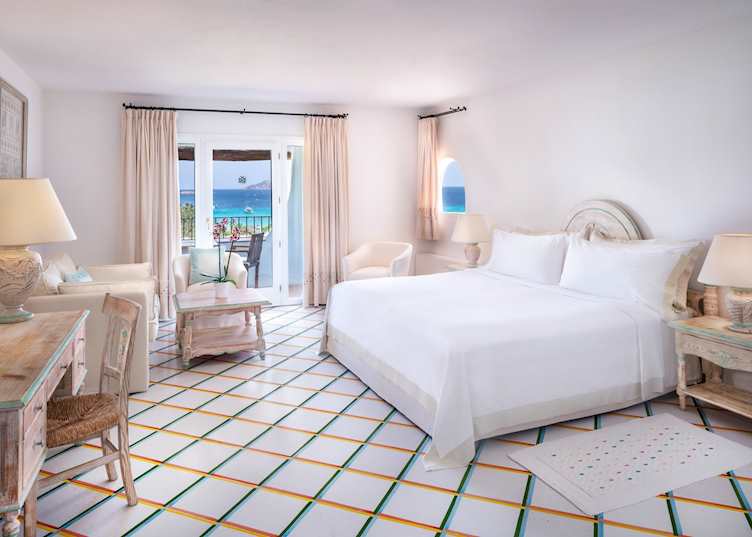Deluxe Suite, Hotel Romazzino, a Luxury Collection Hotel