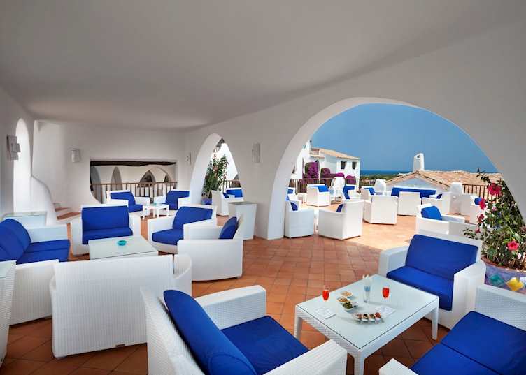  Bar Ginepro, Hotel Romazzino, a Luxury Collection Hotel