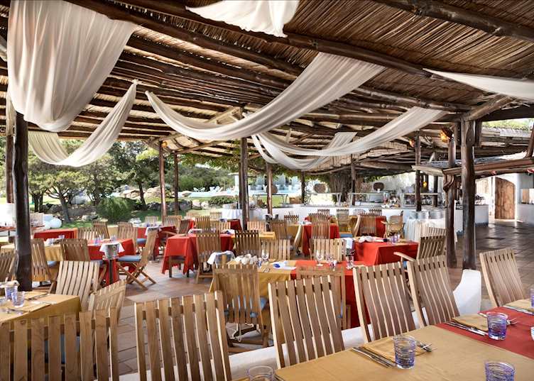 Barbecue Restaurant, Hotel Romazzino, a Luxury Collection Hotel
