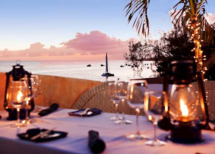 Cafe Luna view over the ocean, Little Arches Boutique Hotel