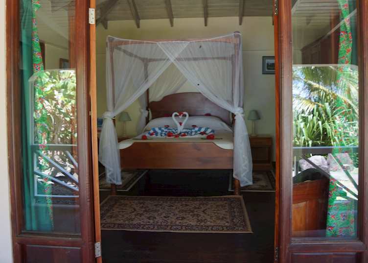 Grenadine Room 