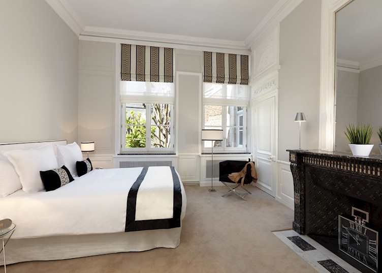 Privilege room