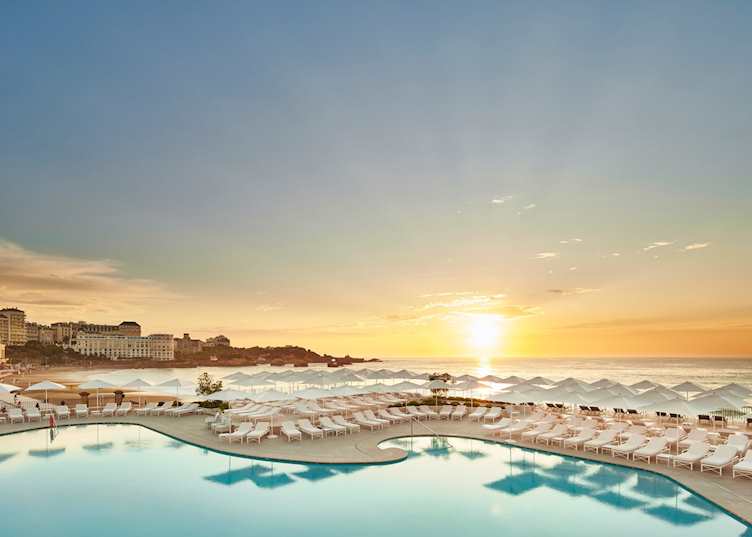 Pool with panoramic views