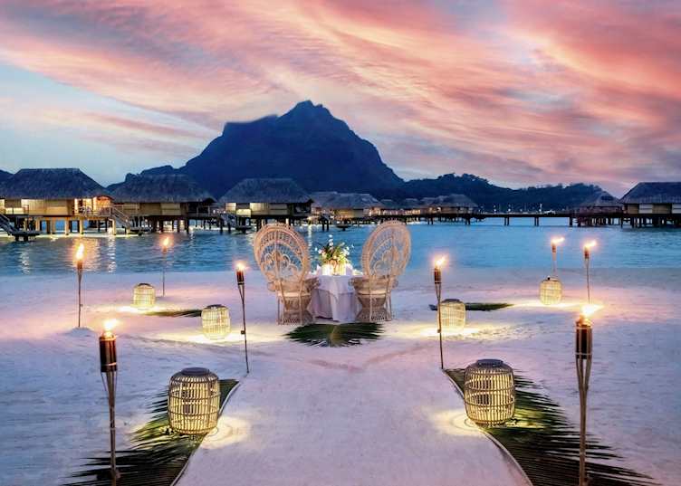 Le Bora Bora by Pearl Resorts, dinner on the beach