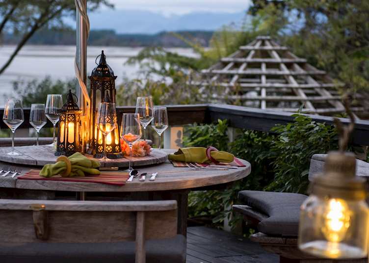 Evening Drinks, Te Koi Lodge