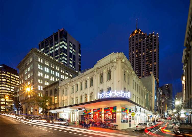 Hotel DeBrett exterior view