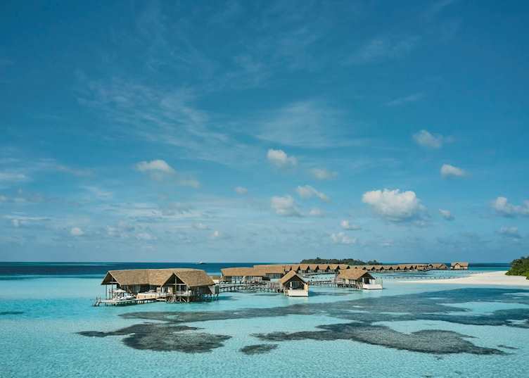 COMO Cocoa Island water villa
