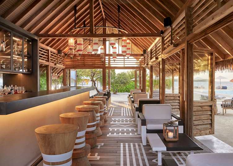 The Faru Bar at COMO Cocoa Island