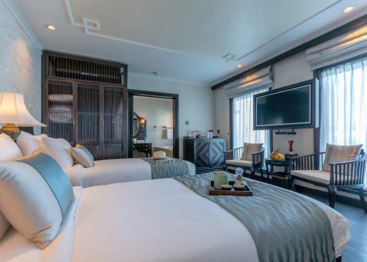 Heritage Line Violet Imperial Suite