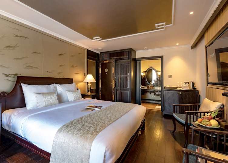 Heritage Line Violet Junior Suite